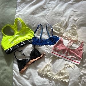 Bralettes/Sports Bras